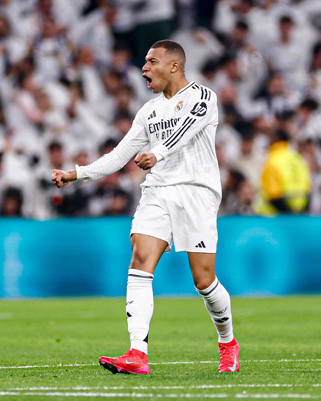 包含转折点！阿斯顿维拉迎来里程碑；欧冠今夜攻防权衡；媒体盛赞；心理建设被强调的词条