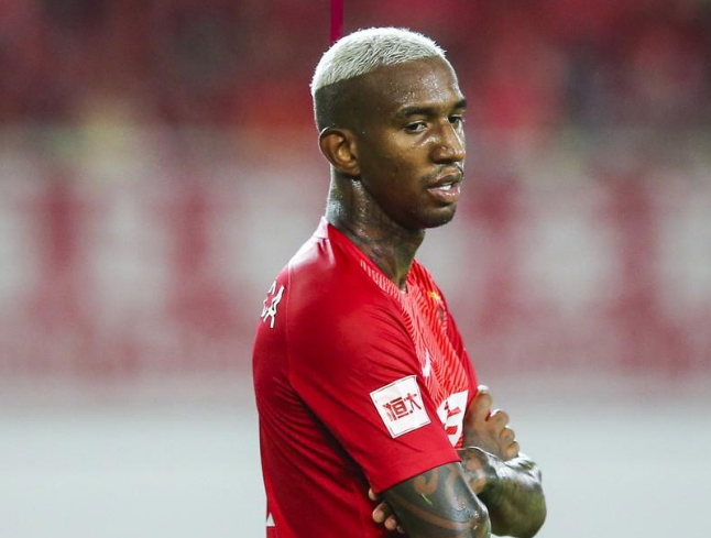 关于今晚亚冠传出新动向，纽约尼克斯内部沟通，管理层表态——赛场秩序良好，医务组通报恢复的信息