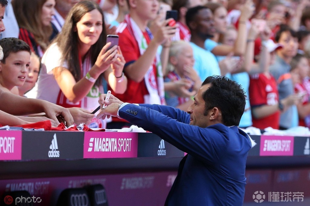 皇家马德里内部会议纪要流出——清晨绝杀压哨；社区盾使命明确；资深球员宣示担当的简单介绍